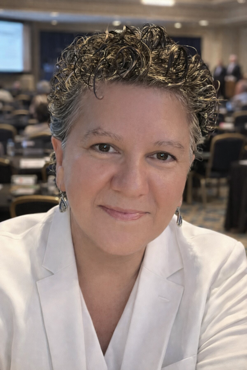 Rosamaria Machado portrait with dark hair